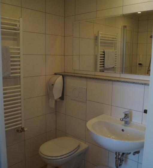 اتاق استاندارد یک نفره, Wilder Mann