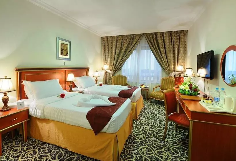 اتاق استاندارد چهار تخته, Zowar Alalami Hotel فندق زوار العالمي
