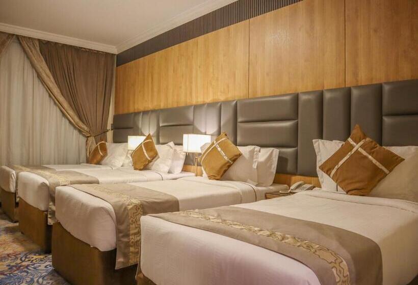 四人标准间, Zowar International