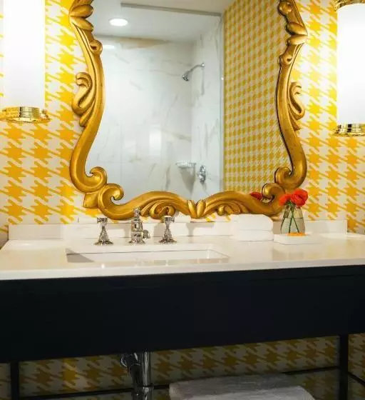 キングサイズベッドのスタンダードルーム, Kimpton Hotel Monaco Pittsburgh, An Ihg