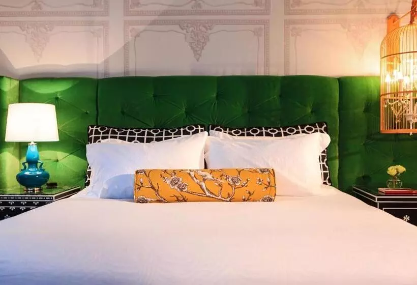 キングサイズベッドのスタンダードルーム, Kimpton Hotel Monaco Pittsburgh, An Ihg