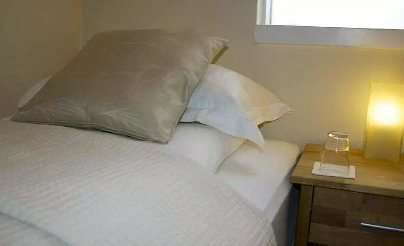 اتاق استاندارد یک تخته با سرویس بهداشتی مشترک, Comfy Guesthouse Westfjords