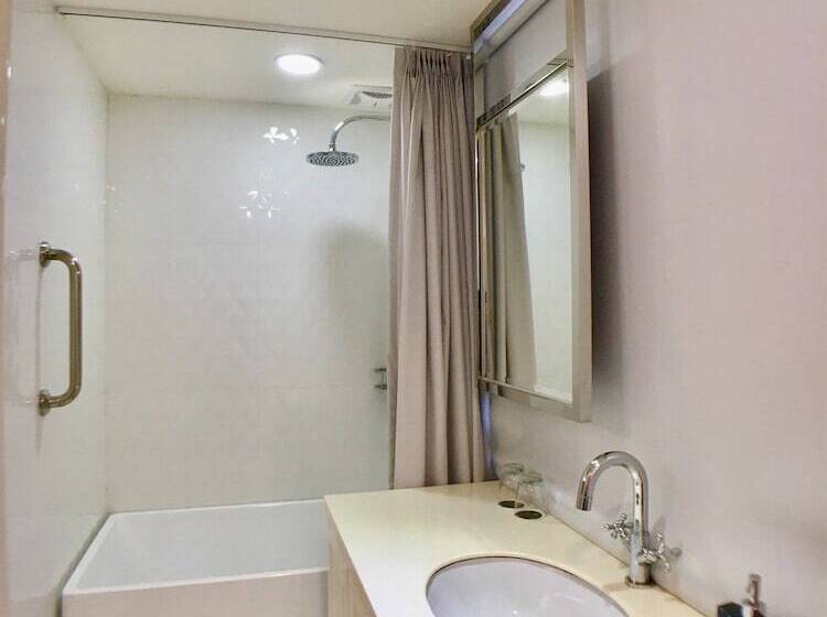 اتاق استاندارد, Royal Rose Hotel Zhongshan