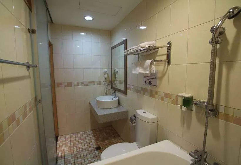 اتاق استاندارد سه نفره, Tanxiang Resort Hotel Sun Moon Lake Harbour   Sun Moon Lake Pier