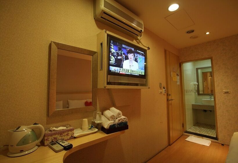 اتاق استاندارد چهار تخته, Tanxiang Resort Hotel Sun Moon Lake Harbour   Sun Moon Lake Pier