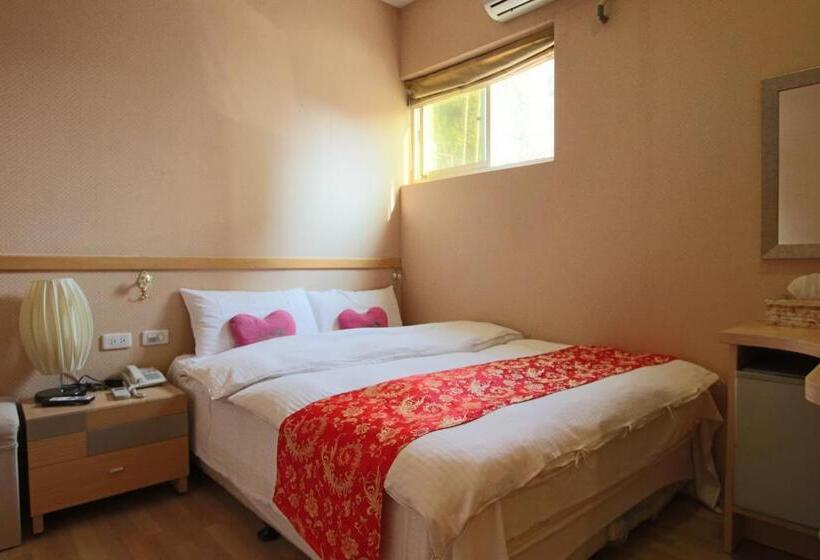 اتاق سوپریور با وان آب گرم, Tanxiang Resort Hotel Sun Moon Lake Harbour   Sun Moon Lake Pier
