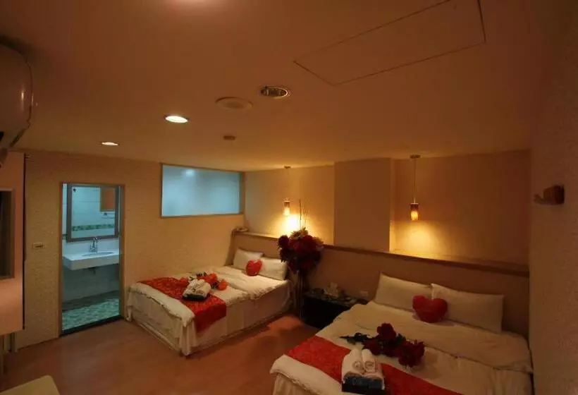 اتاق سوپریور با تخت بزرگ, Tanxiang Resort Hotel Sun Moon Lake Harbour   Sun Moon Lake Pier