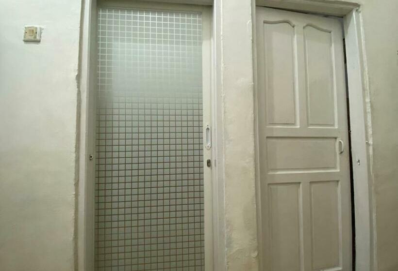 Номер Стандарт, Violet Doorz Syariah