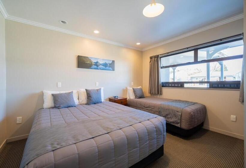 اتاق خانوادگی با چشمانداز باغ, Te Anau Motel & Apartments