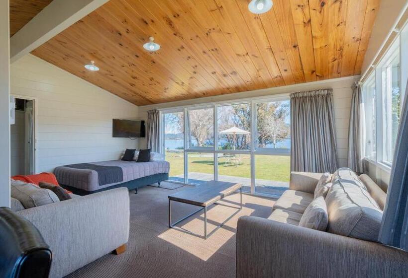 اتاق خانوادگی, Te Anau Motel & Apartments