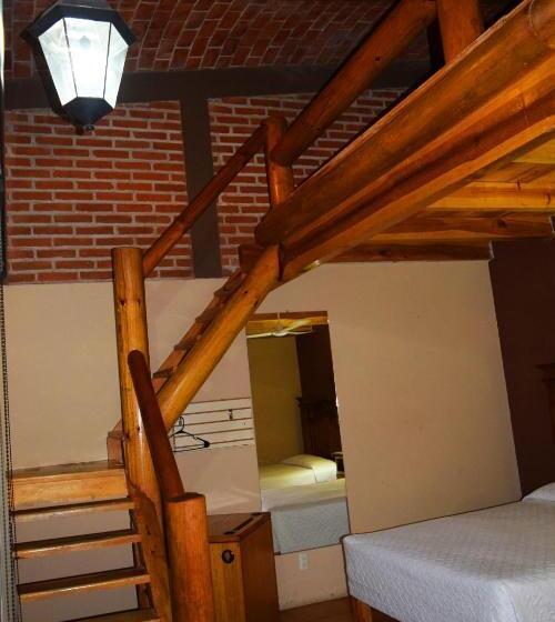 スタンダードスタジオ, El Mesón De Doña Josefina