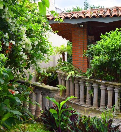 デラックスルーム, El Mesón De Doña Josefina