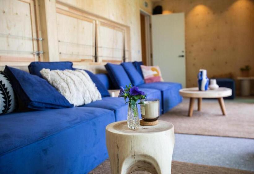 חדר סטנדרט חדר אמבטיה משותף, Lodgen Stryn