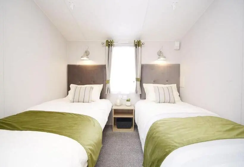 ２ベッドルームハウス, Castle Brake Holiday Park
