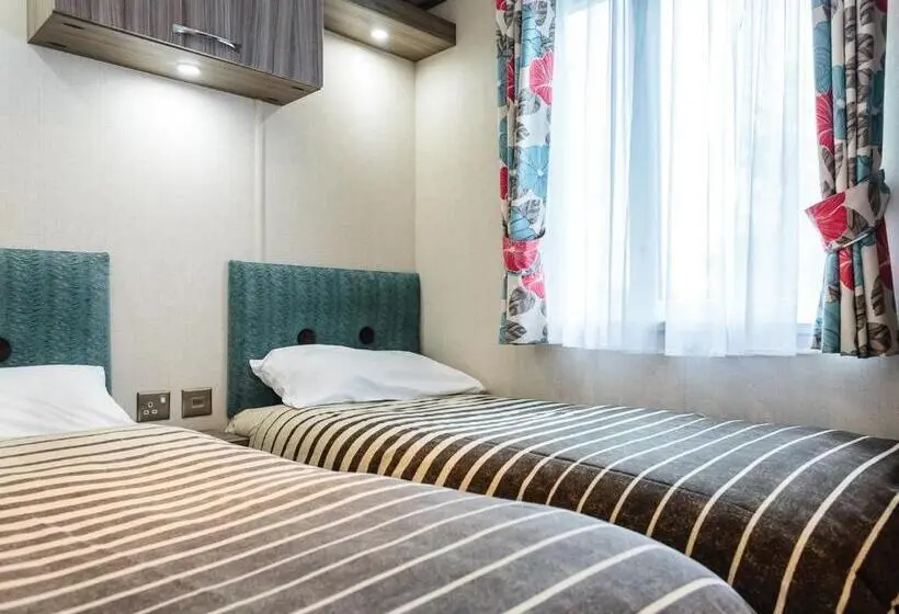 １ベッドルームハウス, Castle Brake Holiday Park