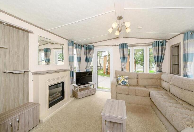 בית, חדר שינה 1, Castle Brake Holiday Park