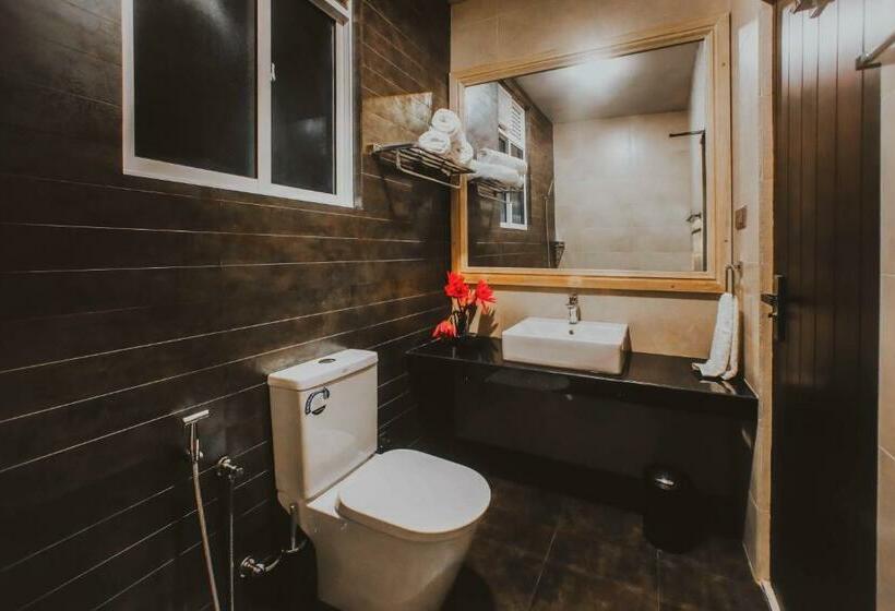 חדר דחוקס עם מיטת קינג, The Niche By Dbi 10 Minutes To The Beach