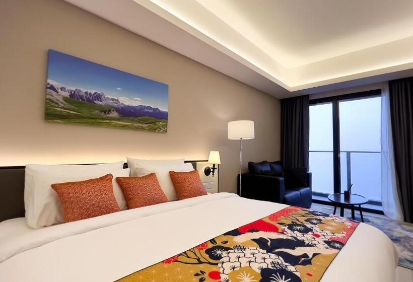 סטודיו סופריור, The Yanné, Onsen