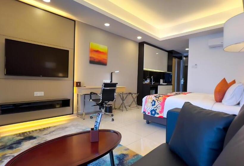 סטודיו דלוקס, The Yanné, Onsen