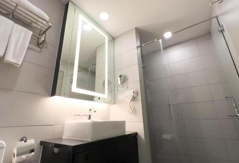 סטודיו דלוקס, The Yanné, Onsen