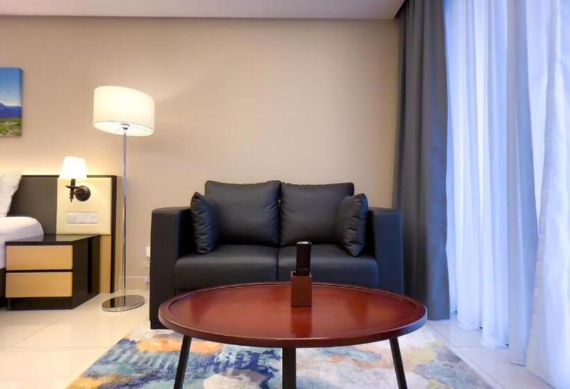 סטודיו סופריור, The Yanné, Onsen