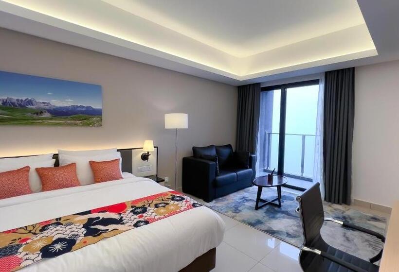 סטודיו סופריור, The Yanné, Onsen