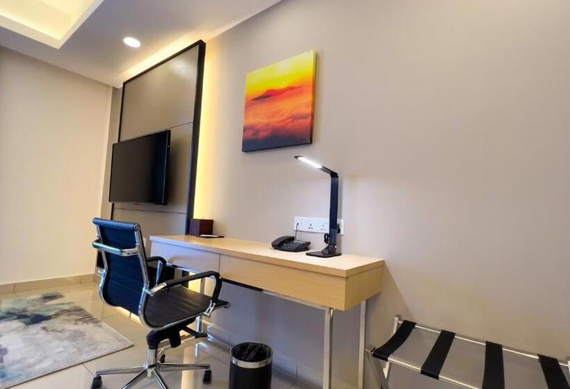 סטודיו דלוקס, The Yanné, Onsen