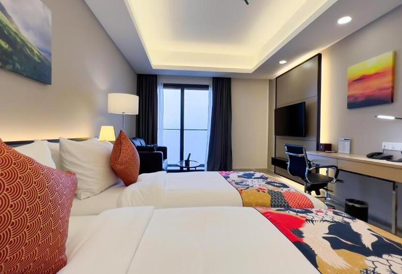 סטודיו דלוקס, The Yanné, Onsen