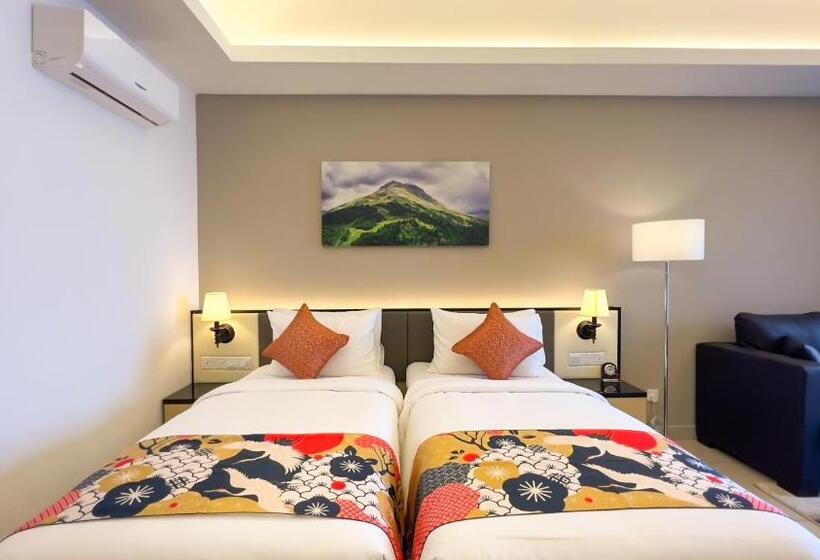 סטודיו דלוקס, The Yanné, Onsen