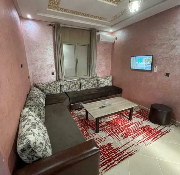 بنجلو قياسى غرفتين نوم, Ighiz Inn Resort
