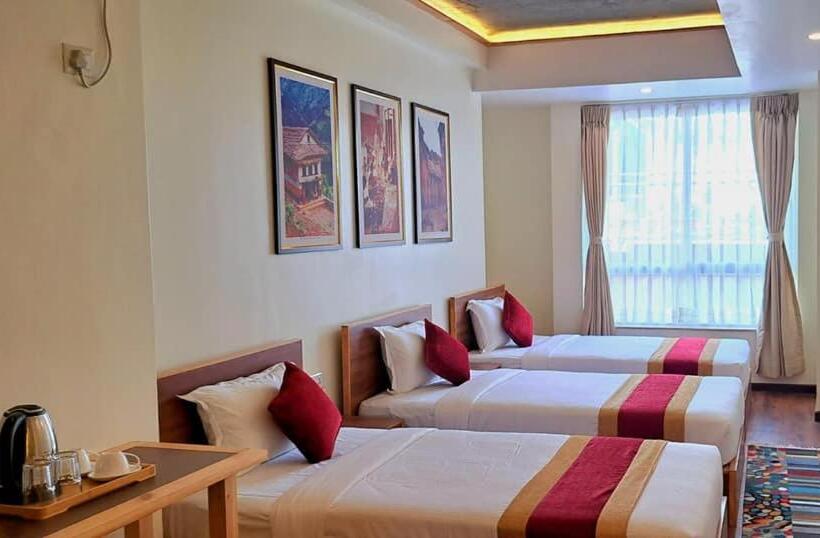 سوییت خانوادگی, Rodeos Inn