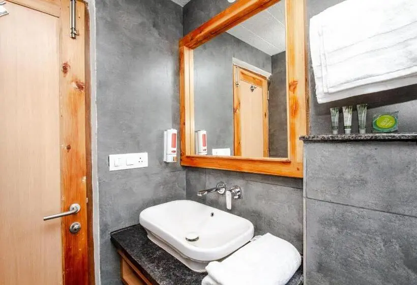 Perhehuone, Tripli Hotels Stone House Cottage