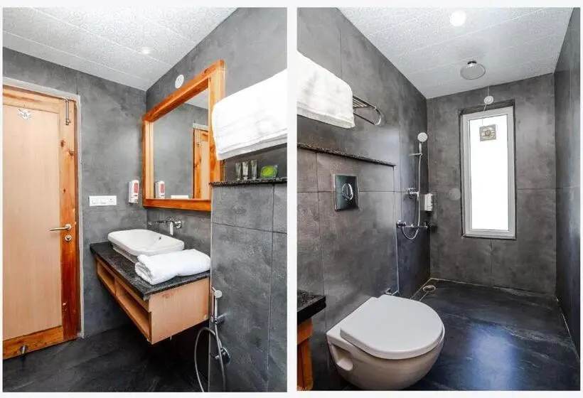 Perhehuone, Tripli Hotels Stone House Cottage