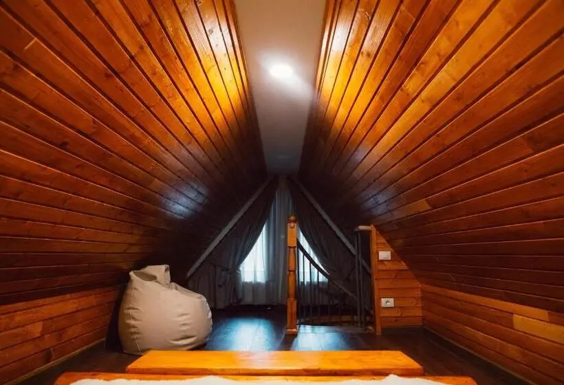 スイート（家族用）, Casa Cheile Dâmbovicioarei   Cabana 1