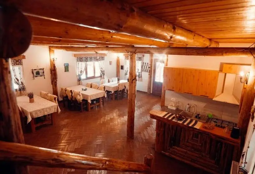 シャレー1寝室, Casa Cheile Dâmbovicioarei   Cabana 1