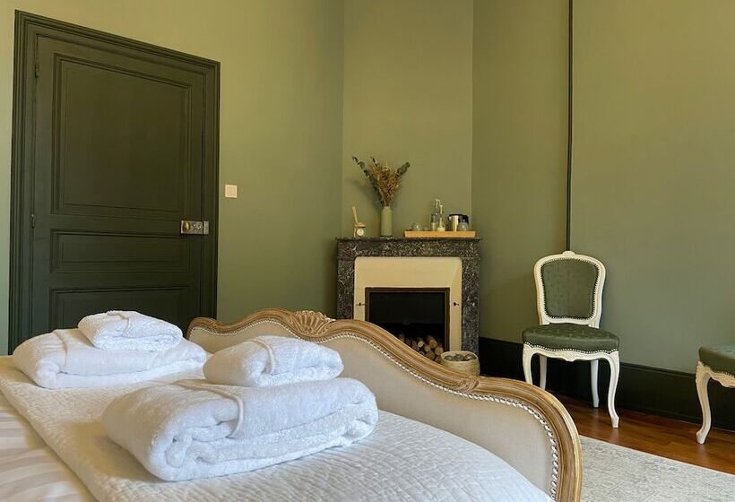 Номер Стандарт, Château De Bruges