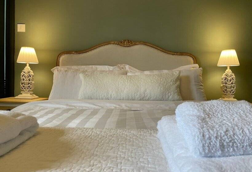 Номер Стандарт, Château De Bruges