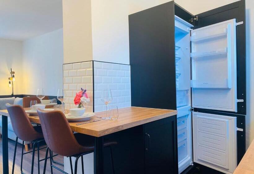 Апартаменты 2 Спальни, Château De Bruges