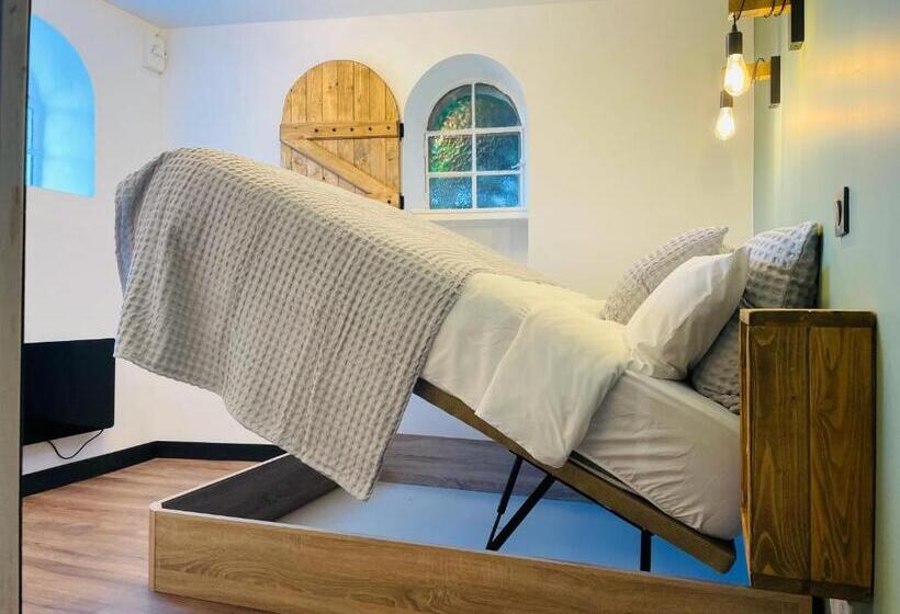 침실 2개 아파트, Château De Bruges