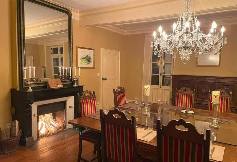 １ベッドルームハウス, Château De Bruges