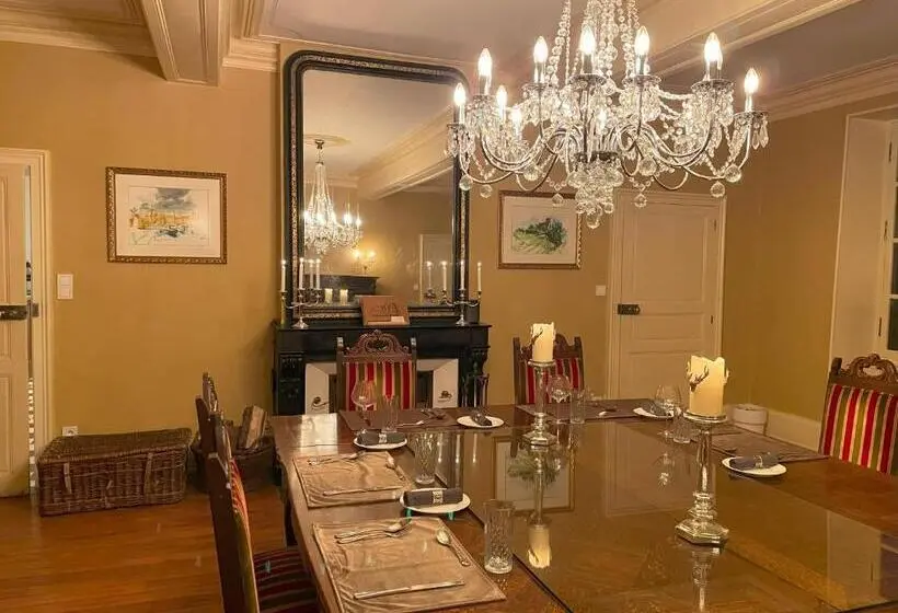 １ベッドルームハウス, Château De Bruges