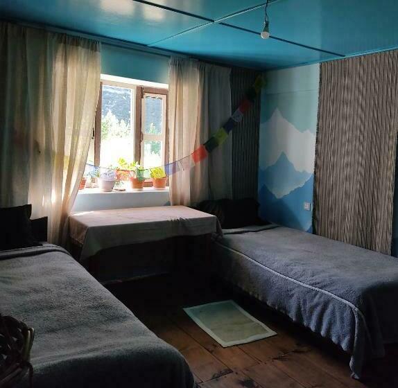 اتاق استاندارد با چشم‌انداز کوهستان, Panorama Inn Mustang