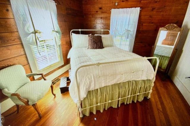 스위트, Pennoli Bed And Breakfast