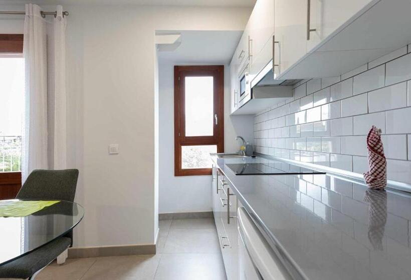 Апартаменты 1 Спальня с Балконом, Vegueta Rooftop Suites By Airnest