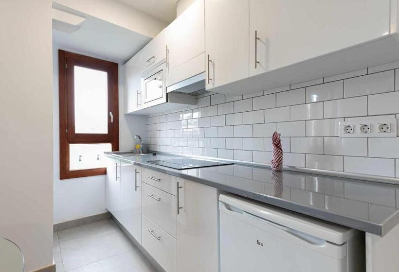 Апартаменты 1 Спальня с Балконом, Vegueta Rooftop Suites By Airnest