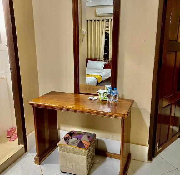 带城市景观的标准间, Bountang Mountain View Riverside