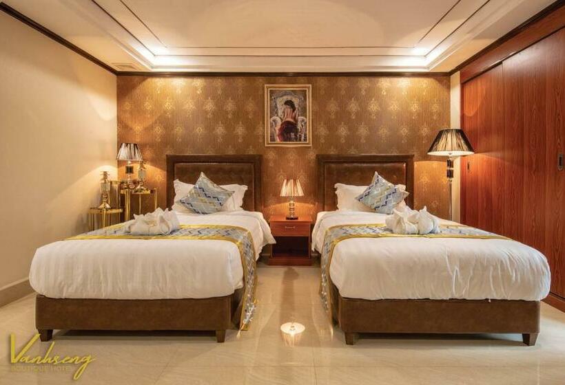 اتاق لوکس با بالکن, Vanhseng Boutique Vientiane