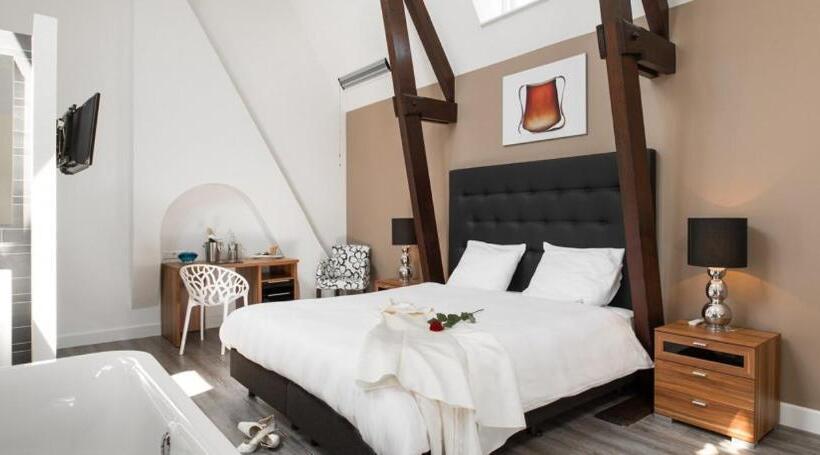 סוויטת ג'וניור, Gasterij Posthuys