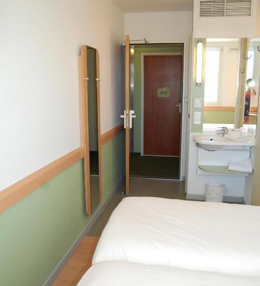 Номер Стандарт, Ibis Budget Hotel Vitrolles