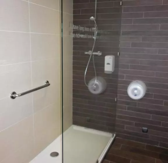 １ベッドルームアパートメント, Ibis Styles La Louviere
